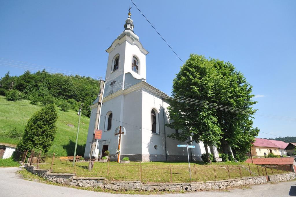 Penzion Pastierna Dedinky Buitenkant foto